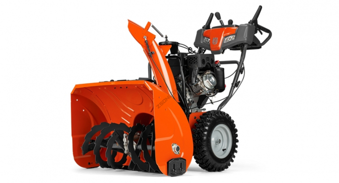 Снегоуборщик Husqvarna ST230P по выгодной цене в Кирове. Надежное качество и лучшие условия ждут вас.