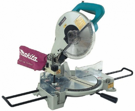 Торцовочная пила Makita LS1040 в прокат в Кирове. У нас лучшая цена за сутки! Возможность взять в аренду с выгодной скидкой до 40% при экспресс доставке 24/7. И помните, ночью стоимость еще дешевле на 30%! #арендапрокат #виброплита #выгодно